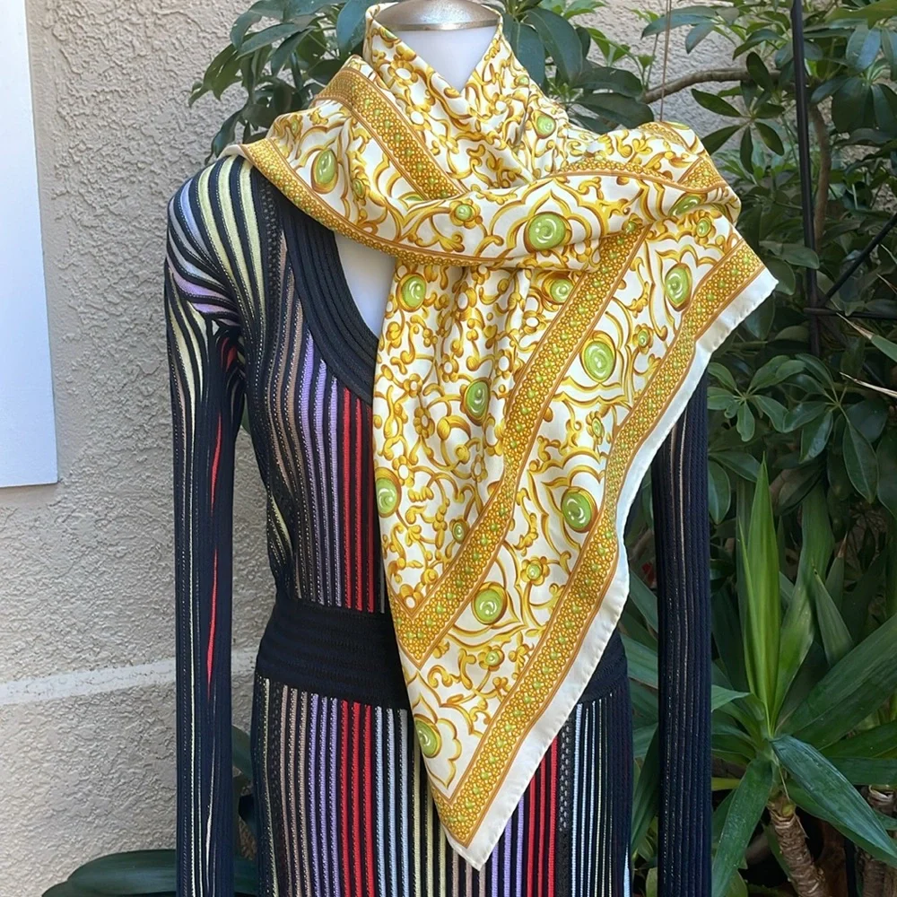 Vintage multicolored Oscar de la Renta silk scarf